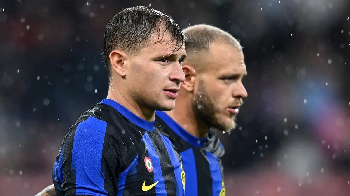 Ilbosseus21's tweet photo. VI DETESTO, VI SCHIFO, VI ODIO, VI DISPREZZO.
Non vi voglio più vedere vestire nerazzurro.
ANDATEVENE VIA DALL'INTER, CAGONI, NANETTI, SCARSI ATLETI E RACCOMANDATI.
#BARELLAOUT
#DIMARCOOUT https://t.co/zmgv6RF4PE