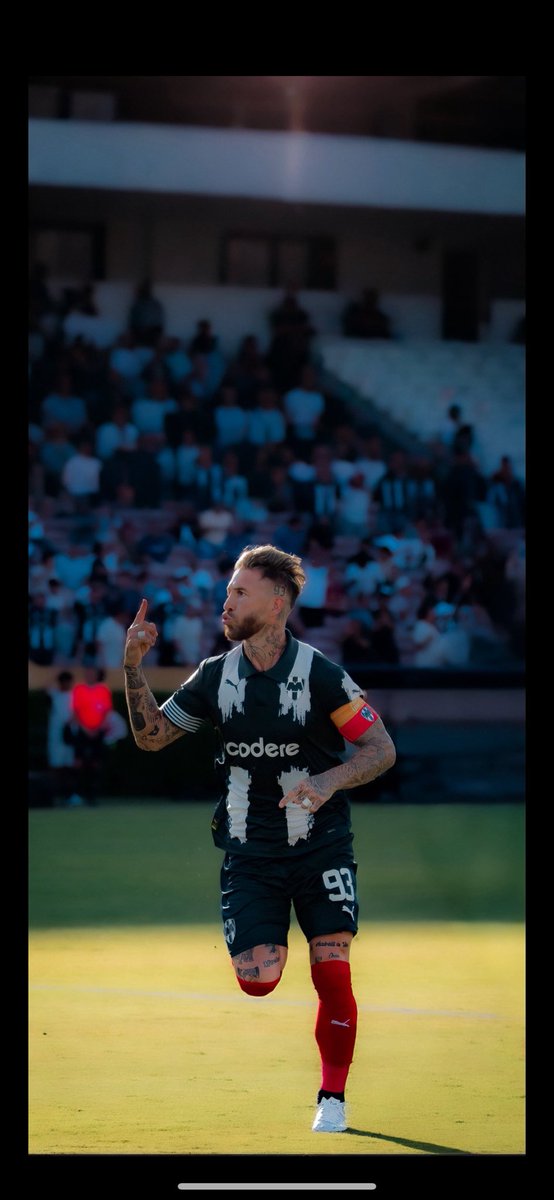 x7note's tweet image. Legend 🤩

@lukait10