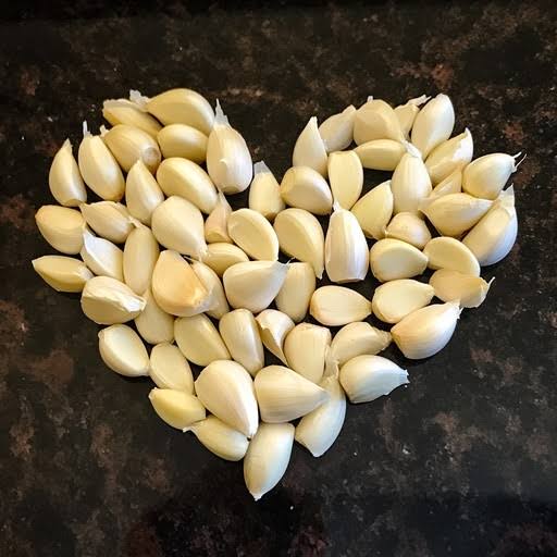 Garlic (allium sativum) for BP and cholesterol control

✍️Crush 1 - 2 garlic cloves and swallow with warm water.

👉 once daily in the morning on the  empty stomach.

👌 reduces high BP.
👌 lowers LDL cholesterol.
👌 improves heart health and blood circulation.

Pungent power for