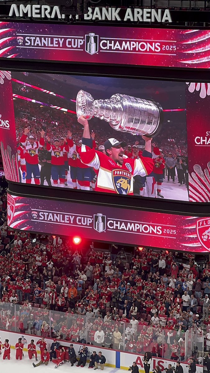 bluebirdnhoney's tweet image. NEVER IN MY LIFE