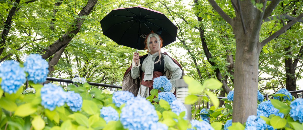 姉上を探しに。
_
_
_
梅雨はどこに行ったんでしょうね…
TDCでこんな季節感のあるお写真残して頂けると思わなかったのでとても嬉しいです😂
オルフェはバッグも傘も自分では持たない気がするので、姉上の為に特別…だといいなっていう妄想。
Special Thanks!!
photo <a href="/Shikaya_photo/">鹿谷🐢</a> 
wig <a href="/hiichi_h/">緋壱❄</a>