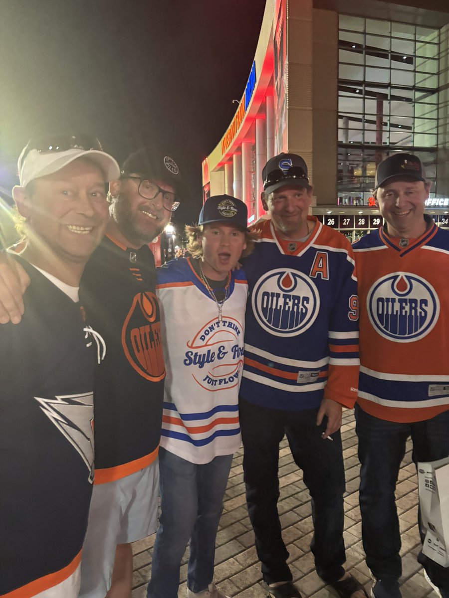 Back to the drawing board…..FML. 

But hey, many memories and Coach Chippy

#LetsGoOilers