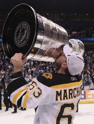 AverageFan_Z's tweet photo. dude stopped two canadian franchises from winning the cup https://t.co/NXAnxJFz8R