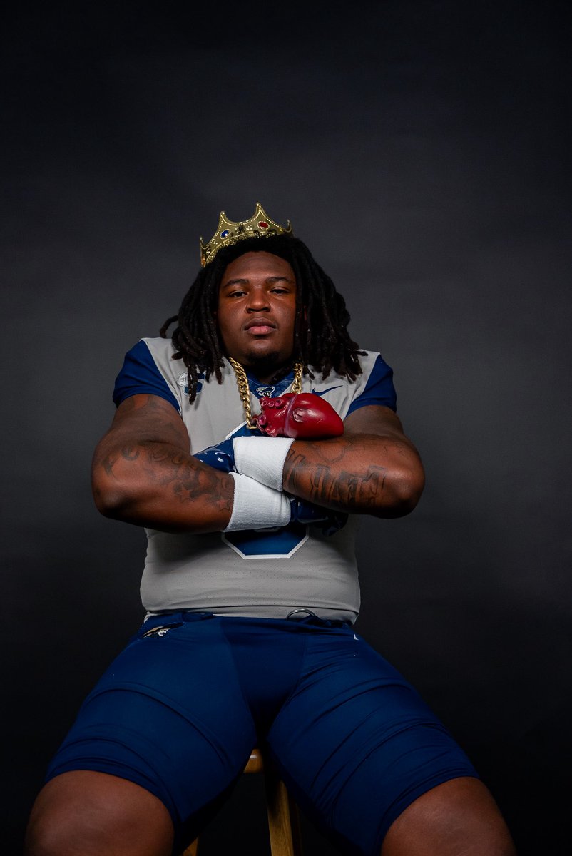 imXclusiveG's tweet image. I want to thank charleston southern coaches and staff for showing me and my family mad love on my official visit!! Enjoyed my time there, Go Bucs!! @coach_mikewelch @GabeGiardina @CoachNickReveiz @Coach_Vince_ @CSU_FB @Rivals @JohnGarcia_Jr @JButler_210 @RivalsFriedman @247Sports…