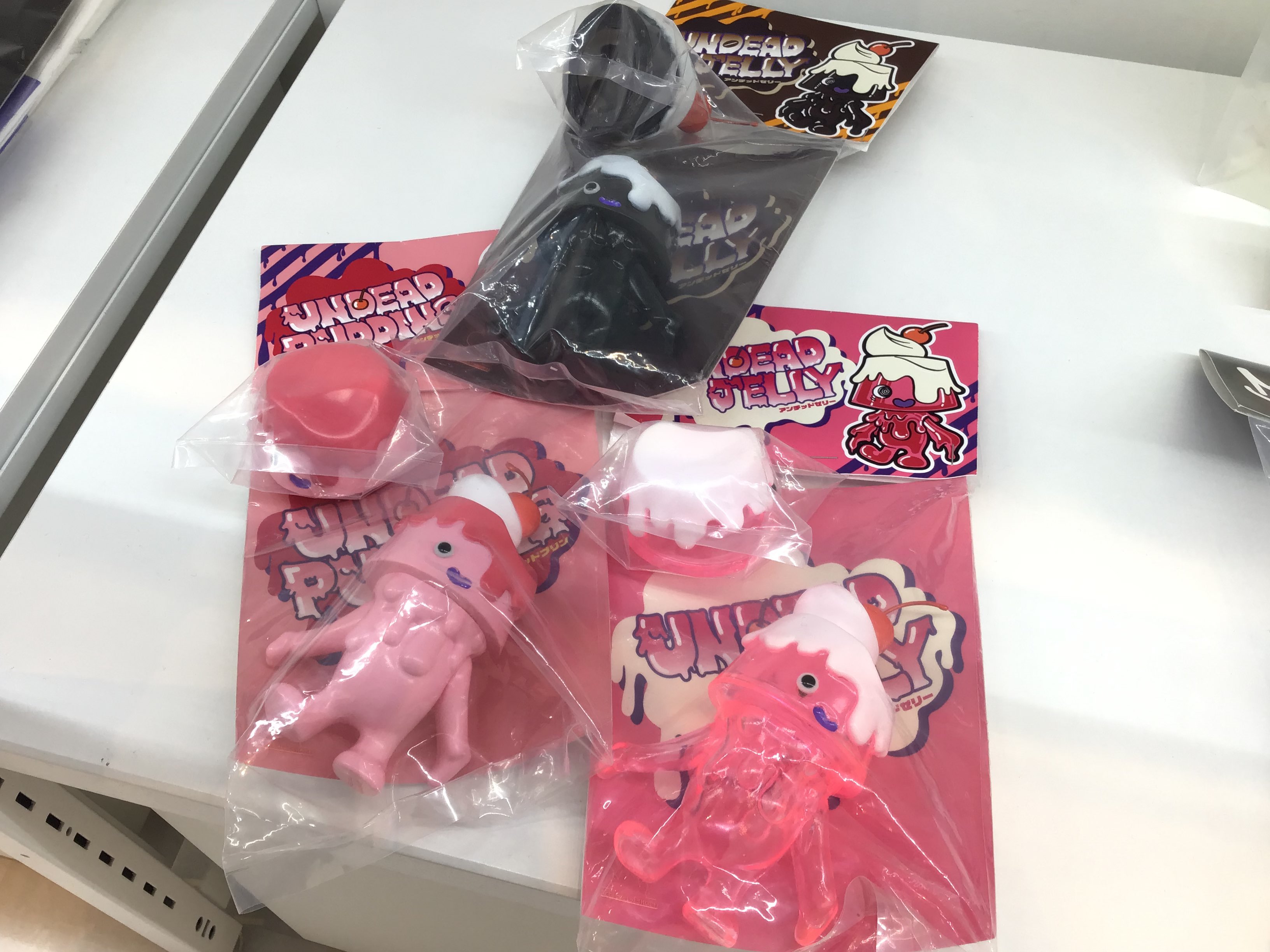 アンデッドプリン - Search / X