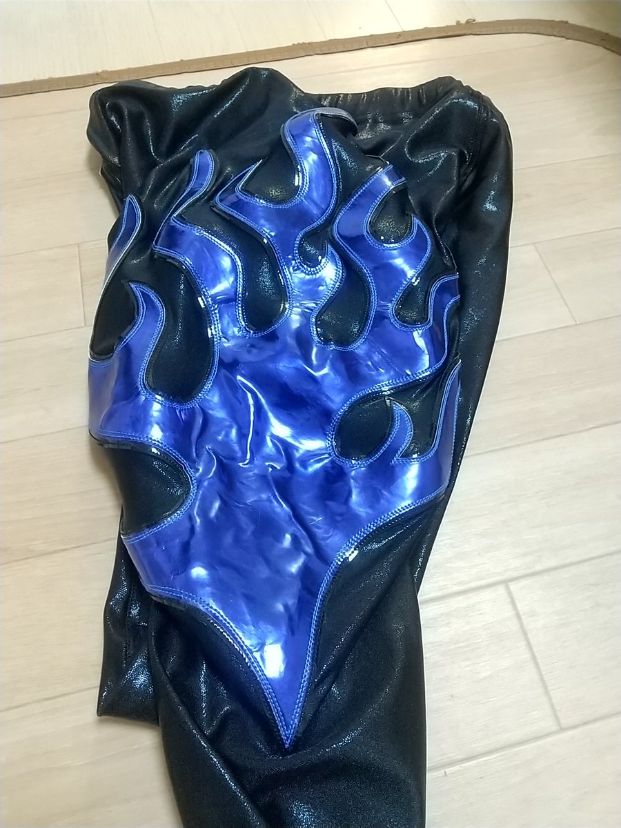 手塚基伸 選手
2025.6.15にプロレスデビューされました。
タイガースマスク選手に勝利
これからが大変楽しみです。
#大阪プロレス
#手塚基伸