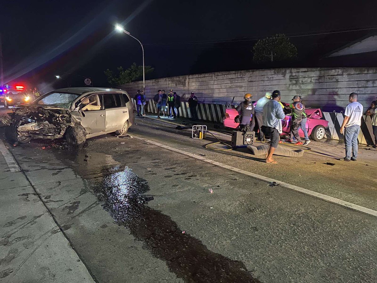 Tatlo ang kumpirmadong nasawi kabilang ang buntis habang lima ang sugatan sa salpukan ng isang kotse at van sa Bypass Road, Brgy. Zambal, Tagaytay City, Cavite nitong Martes ng 12:50 ng madaling araw.

Sa report ng Tagaytay City Police, ang mga nasawi ay lulan ng kotse na