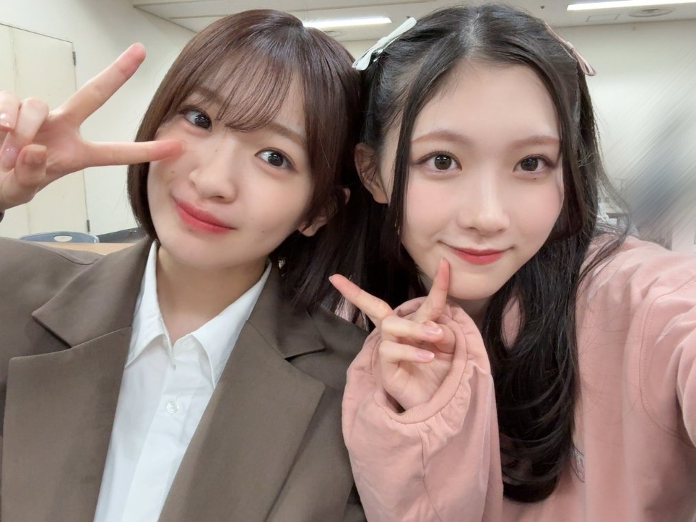 🏷𓈒𓏸︎ 

                         05/shizuoka/🏓

         kojima nagisa       inaguma hina
                            taniguchi airi

 #櫻坂46好きな人と繋がりたい
 #いいねかRTで気になった人フォローする 
 #小島凪紗 #稲熊ひな #谷口愛季