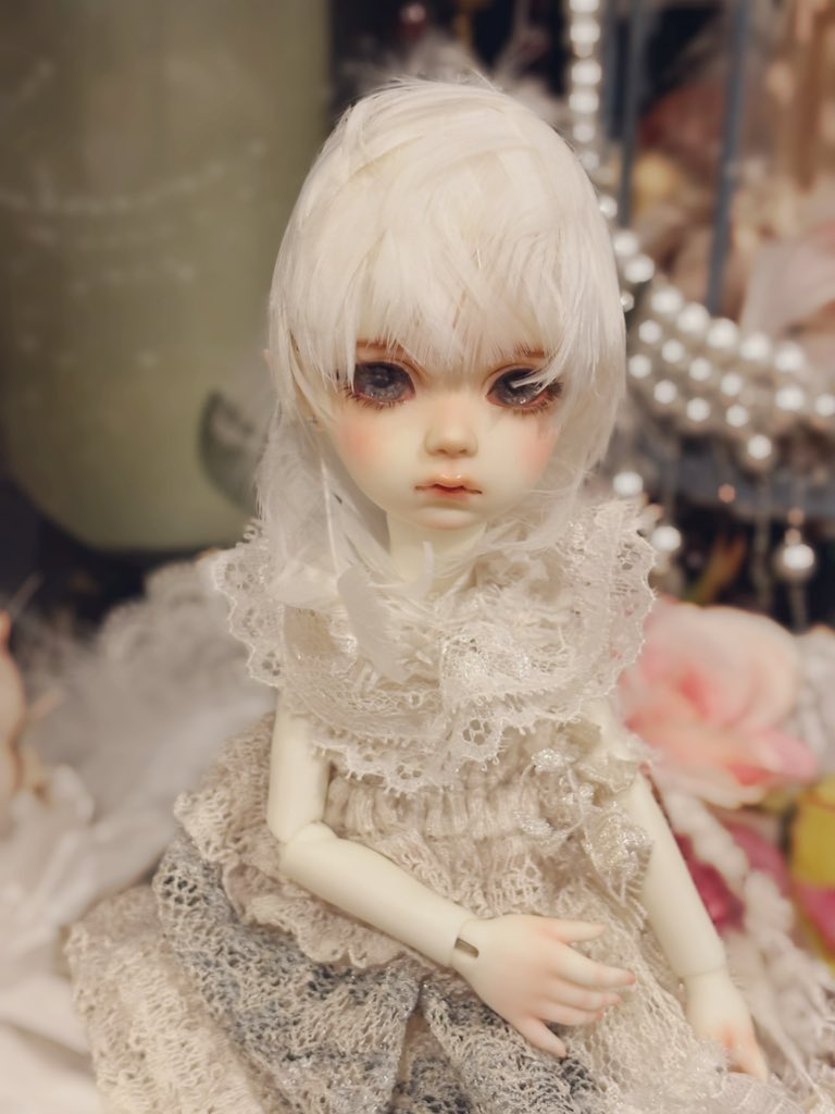 うちのimdaちゃんみんな雰囲気もお顔も違って可愛いの1、2枚目は3.0サイズ
3枚目は2.2サイズ
で可愛すぎる(///ˊㅿˋ///)
ちっちゃい子好き。
2.2サイズが3.0サイズよりだいぶ小さくて
並べたらびっくりした笑
2.2良いな(o´艸`)
ただこのサイズ、メイクできる気がしない꜀(.௰. ꜆)꜄
 #imdadoll