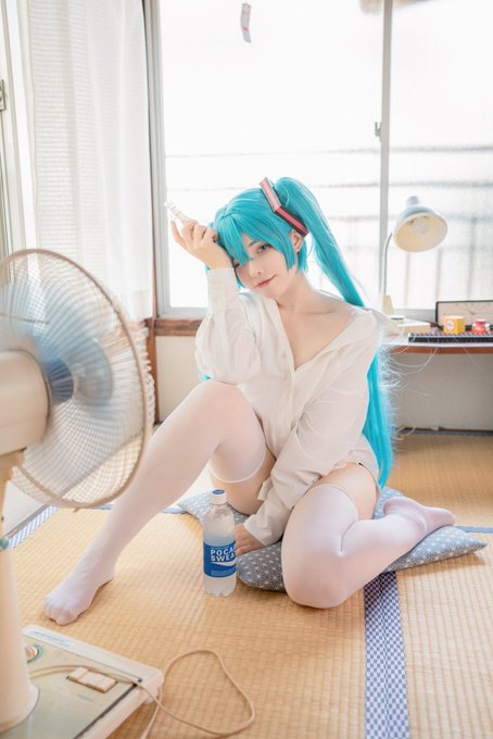 Twitterのコスプレ画像23