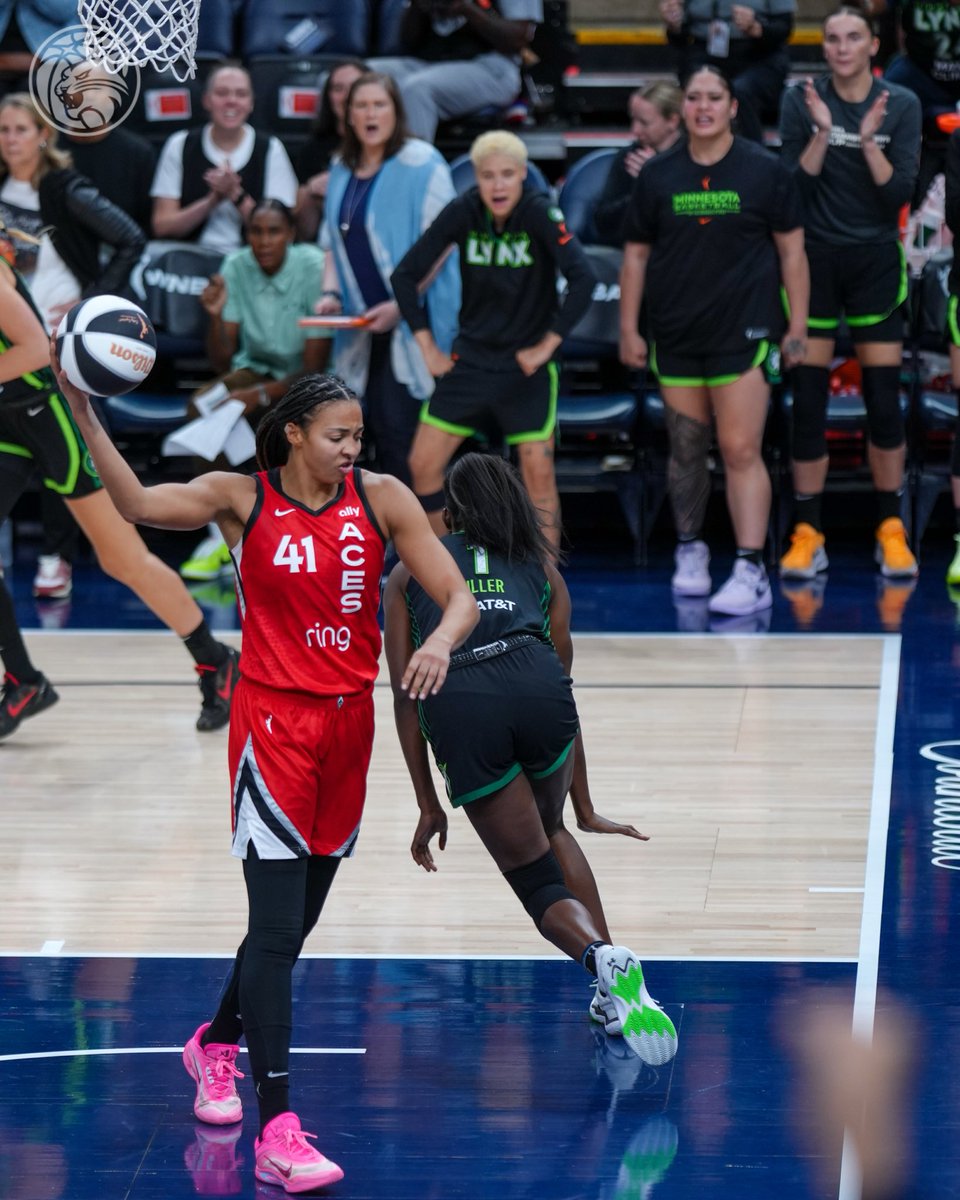 minnesotalynx's tweet photo. GOODNIGHT, LYNX FAM. 💤 https://t.co/SCb4ZK64VM