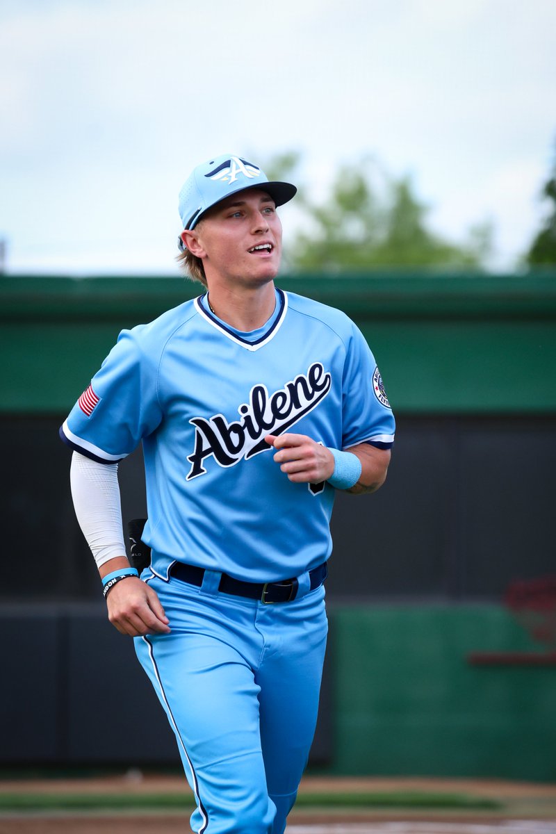 Still thinking about <a href="/02CoopSchneider/">Cooper Schneider</a> first Bison Bomb from tonight 🦬💣
