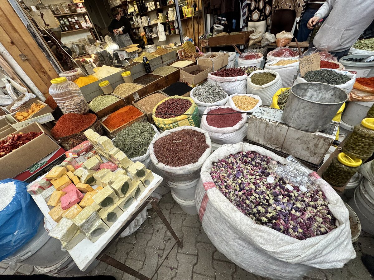 dlbr_emre's tweet photo. Fotoğrafın kokusu var çok özledim..#Antakya https://t.co/wtndpe21cc