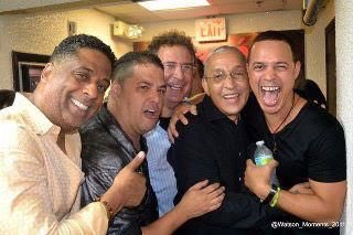 almoneymusic's tweet photo. Alexis Valdés , Un SINGAÓN de toda la vida que mantuvo a los cubanos engañados durante mucho tiempo. Promotor de la Agencia Gran Azul Vinculada Raul Guillermo Rodriguez Castro "El cangrejo" https://t.co/9JCJWiuYDw