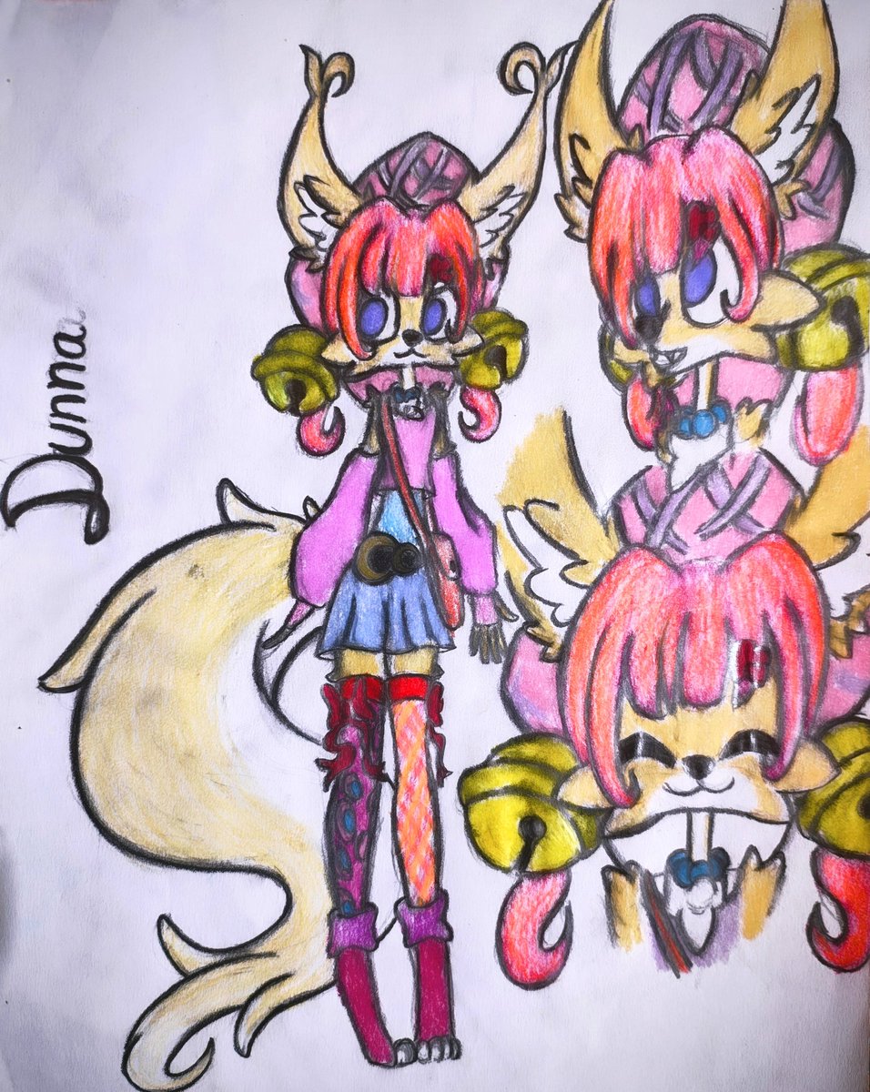 DUNNA 

Una joven zorrita muy alegre y simpática 
#fox #foxgirl  #drawing #furry #oc #originalcharacter #art #ocart #draw #traditionalart #イラスト #foxxy
