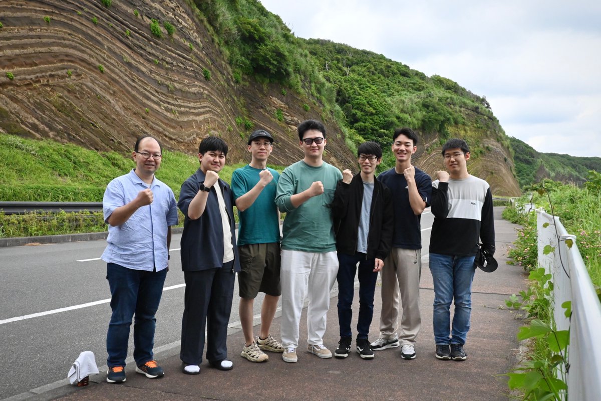 IMELab_Itoh's tweet image. 東京都の伊豆大島にてラボ旅行を行いました。大島の自然を満喫することができました!
We went on a lab trip to Izu Oshima, Tokyo. We fully enjoyed the nature of Oshima!