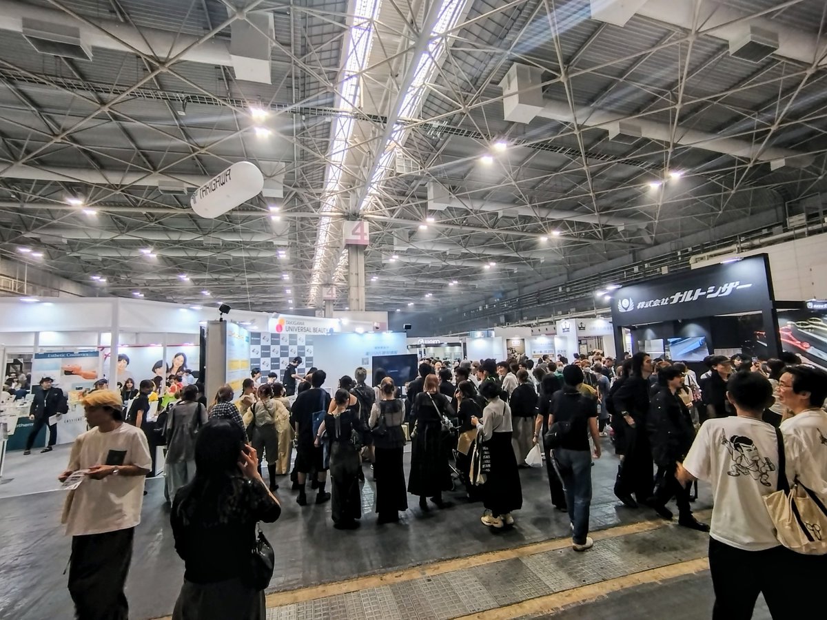 andoshowten's tweet photo. 2025/6/16
「アジアビューティーエキスポ 」に行って来ました
リアル展示会は刺激が満載🙌

#アジアビューティーエキスポ
#インテックス大阪
#安藤商店 https://t.co/1jQJFSeuFh
