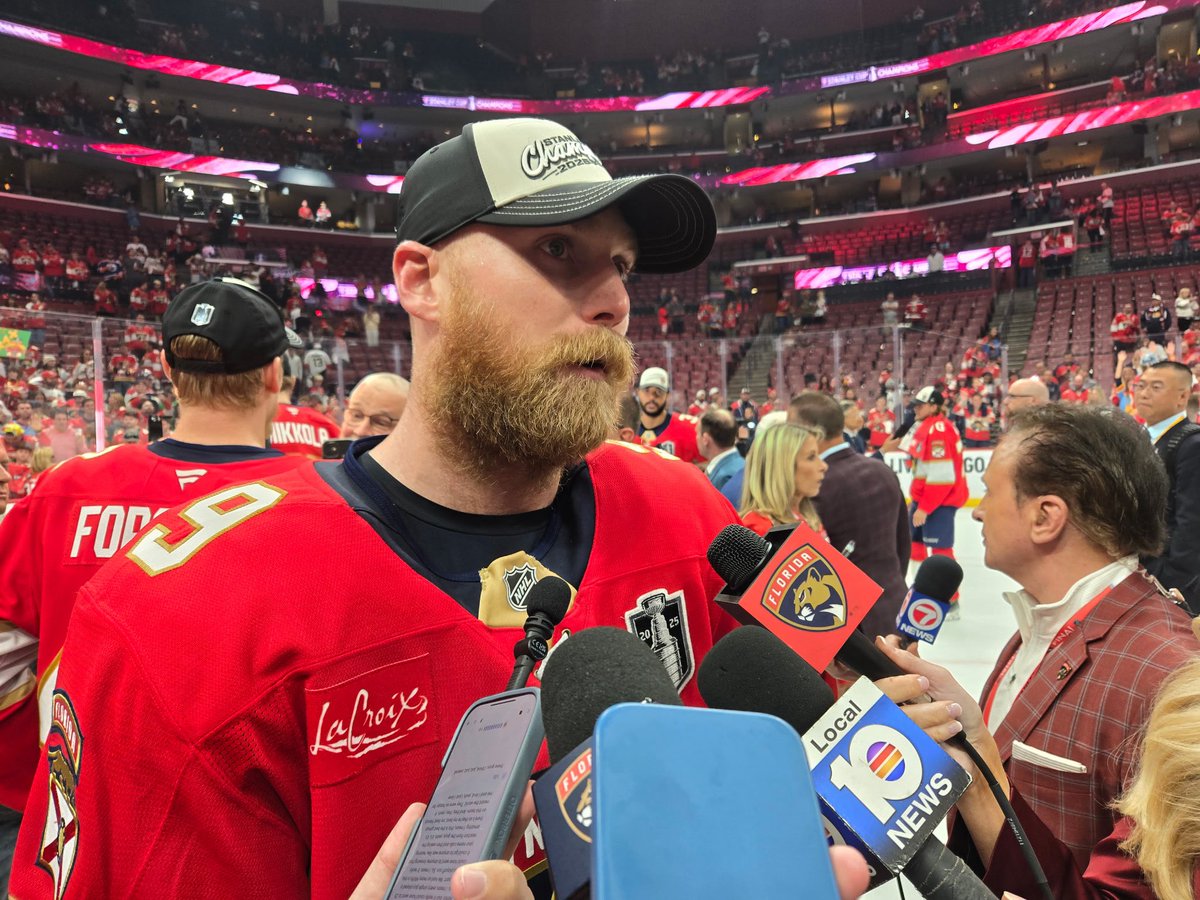 Bennett: “We have superstars on this team, but superstars that are willing to do what it takes to win. There’s a big difference from doing what it takes to win and just playing hockey. There’s a lot of dawgs in here.”