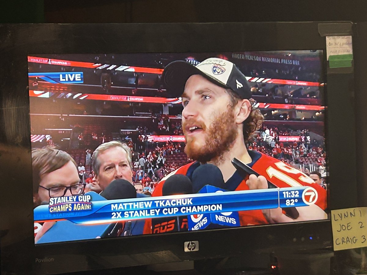 cstevenson7's tweet image. Stanley Cup champs - again ! 7News live coverage now @wsvn