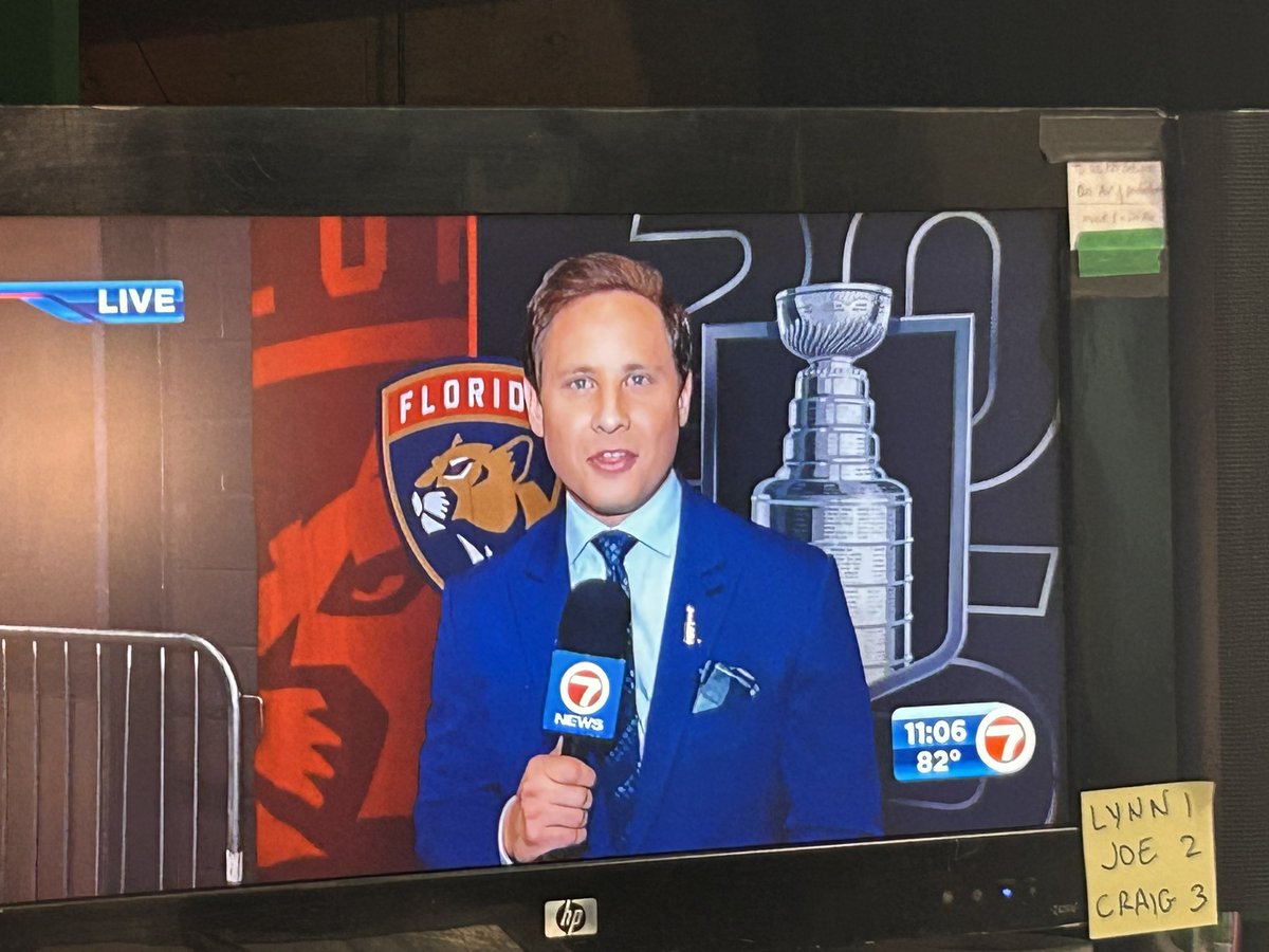 cstevenson7's tweet image. Stanley Cup champs - again ! 7News live coverage now @wsvn
