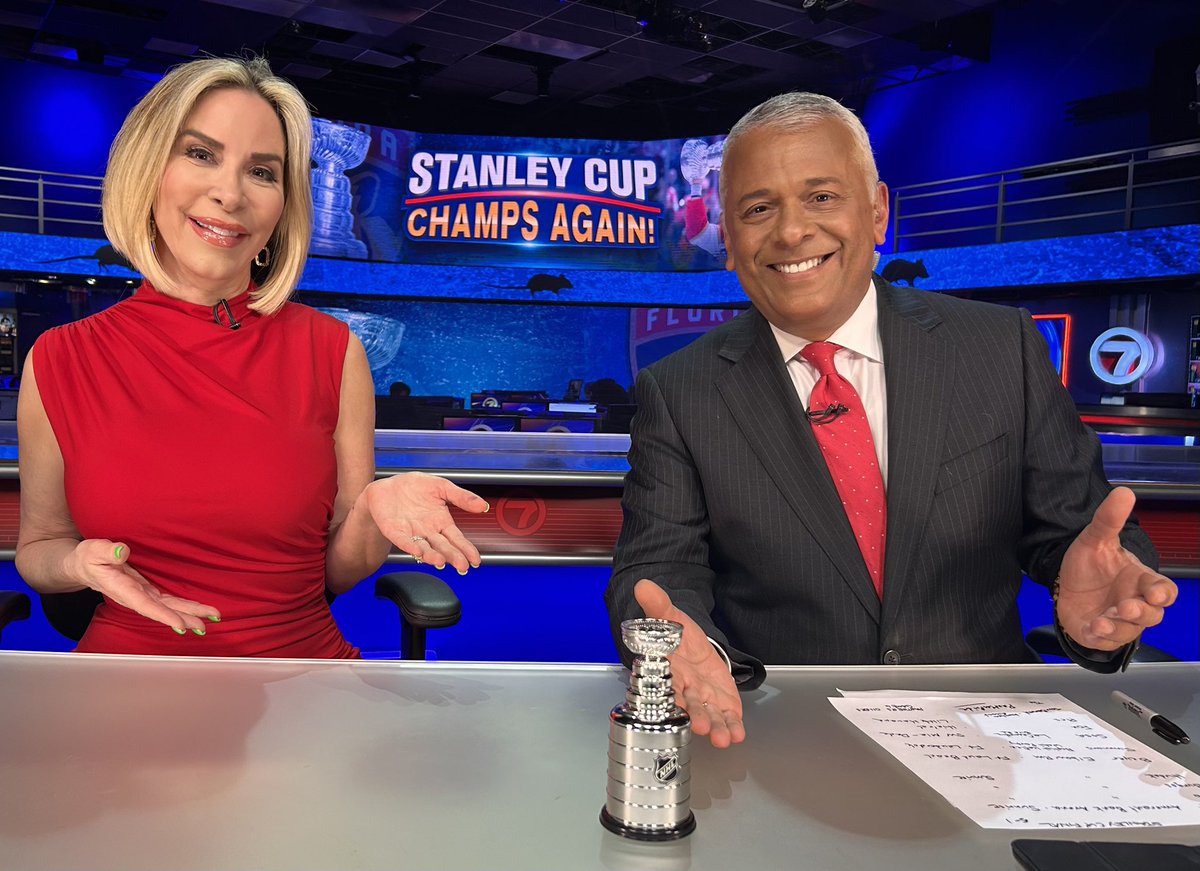 cstevenson7's tweet image. Stanley Cup champs - again ! 7News live coverage now @wsvn