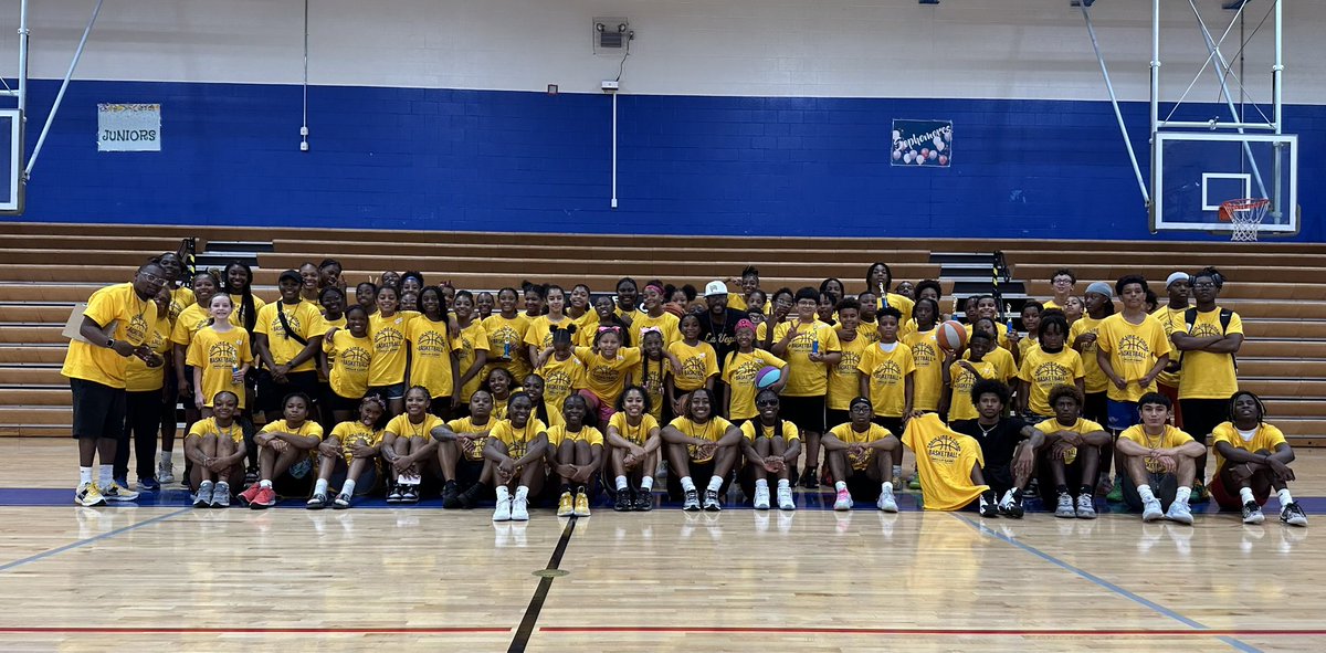 Thankful &amp; Grateful for every camper, parent, staff member &amp; sponsor that played a huge part into making this camp successful 🔥🔥

The smiles on faces these last 2 days says it all. Feels great to be able to pour back into the future!!! 

See you all next year 🏀🏀