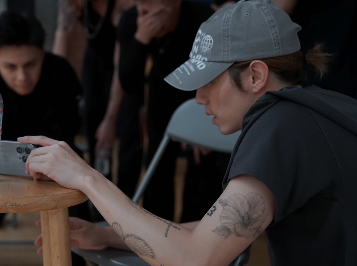 มาร์คต้วนต่อยเราได้เลยค่ะ ㅠㅠ