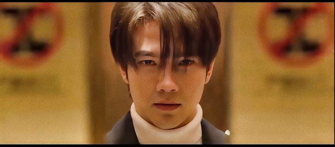 A mi me encanto porque en una sola historia pude ver varias facetas del actor talentoso que puede ser
drama
acción
comedia
Suspenso

SAY FTI WITH JAKE 
#OurInfinityWithBiu
<a href="/JakeB4rever/">BIU.</a>