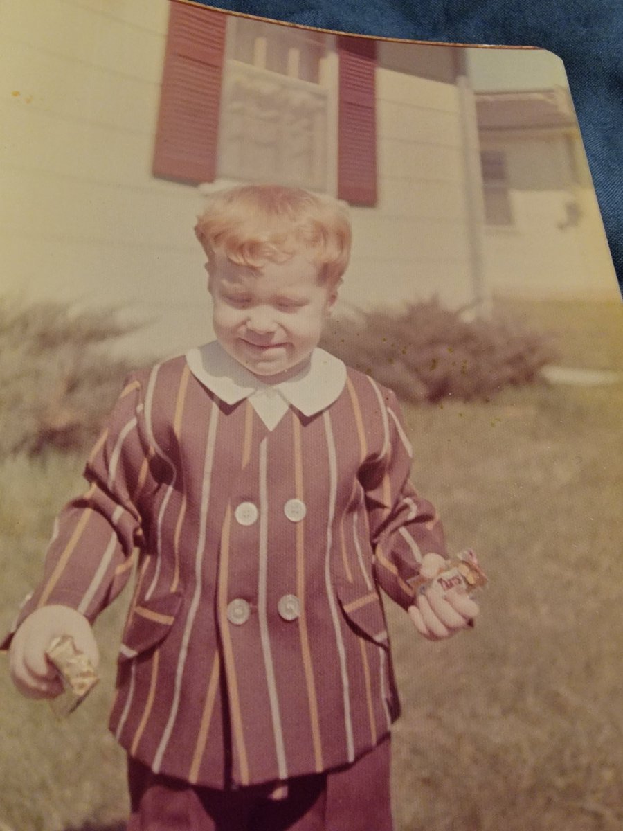 Who runs this account?