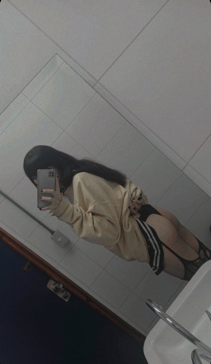 PlasticFem tweet media