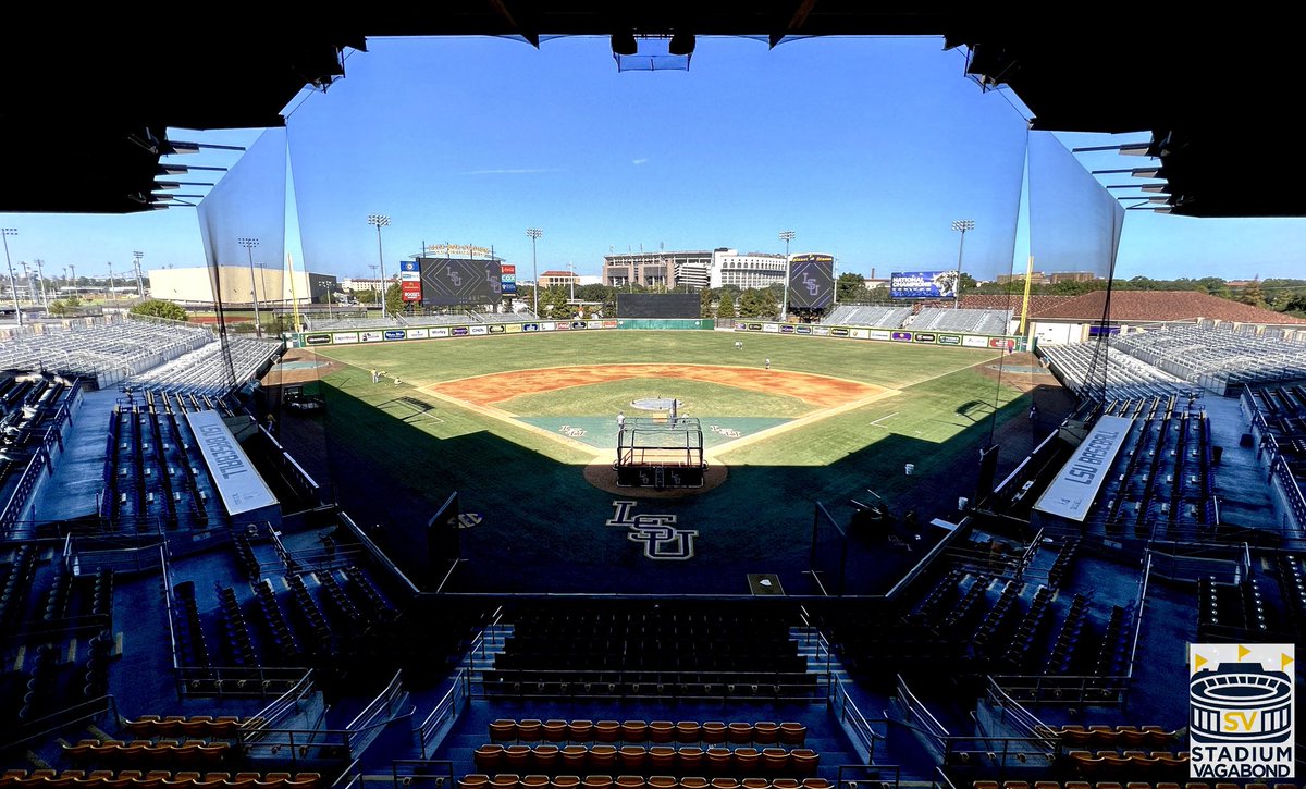 StadiumVagabond's tweet image. Alex Box Stadium, Skip Bertman Field, Baton Rouge, LA 
🏟️ Home of the LSU Tigers
📅 Opened in 2009 | Capacity: 10,326
📍Built 200 yards south of old Alex Box Stadium, which opened in 1938 and was demo’d in 2010 

#LSU #LSUTigers #GeauxTigers #TigersBaseball #CollegeBaseball
