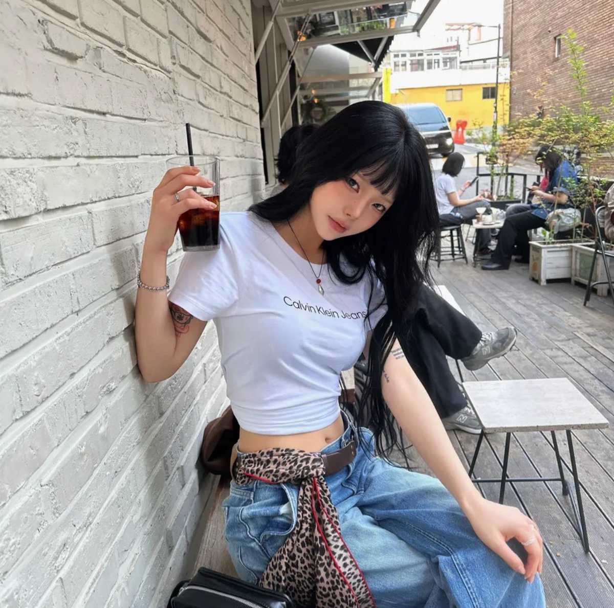 Calvin Klein  Women's Slim Fit Institute Logo Short Sleeve T-shirt ✨🤍 SALE61%
〰️ เหลือตัวละ 699฿ 〰️

เหลือแค่สีขาวแย้วค่า 🥰
Size : อก นิ้ว
Xxs 29” | xs 31”  | s 33” 

✳️ CF Size ได้เลยค้า มัดจำด้วยใจ ของถึงไทยค่อยชำระนะค้า ⛔️ ห้ามยกเลิก หรือเททุกกรณี ⛔️ รอของ 4-6 weeks