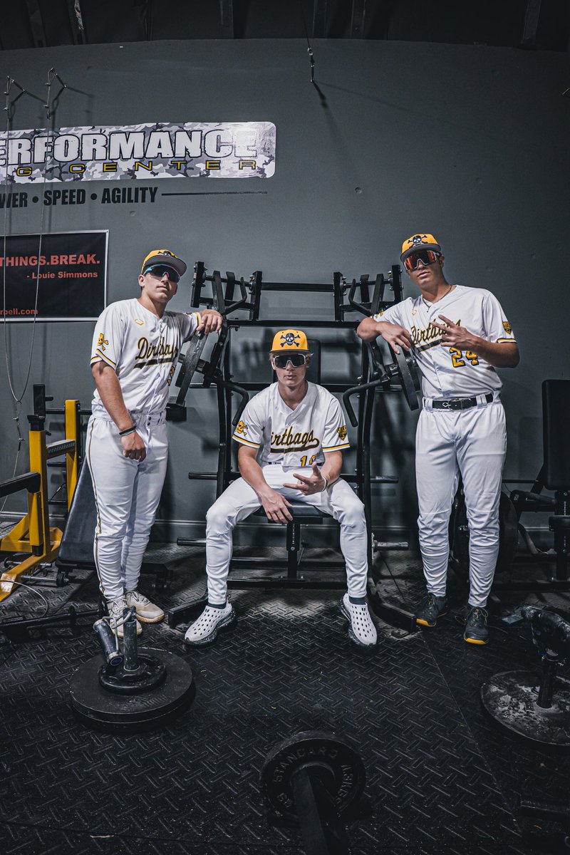 Diamond Krew Apparel tweet media