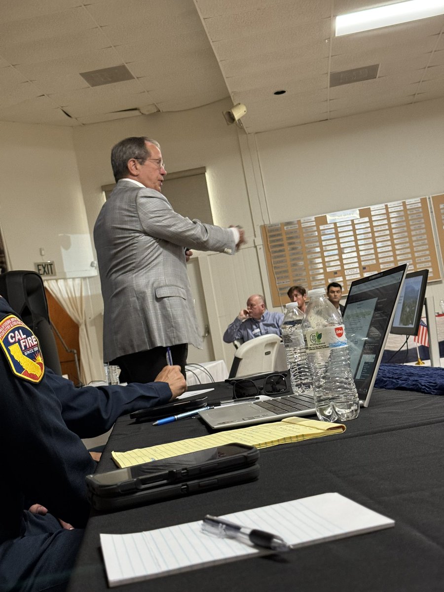 SheriffPogue's tweet photo. Joined CAL FIRE, Assemblyman Tangipa, Sup. Macaulay &amp; other leaders in North Fork for a town hall on fire danger, insurance &amp; emergency readiness. Thanks to all who came to stay informed! #MaderaCounty #WildfireSafety #SheriffPogue https://t.co/FAcCAqexUG