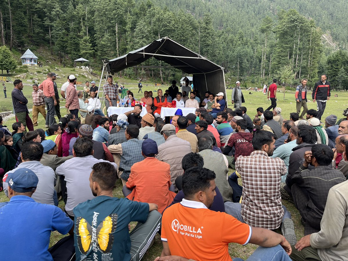 “प्रधानमंत्री मोदी जी के नेतृत्व में सेवा, सुशासन और गरीब कल्याण के 11 वर्ष पूरे होने के अवसर पर ज़िला किश्तवाड़ के द्रबशाला मंडल और कुंतवाड़ा मंडल में ‘विकसित भारत संकल्प सभा’ को संबोधित किया। यह सभा आत्मनिर्भर, विकसित और समावेशी भारत के संकल्प को दोहराने का सशक्त मंच बनी।