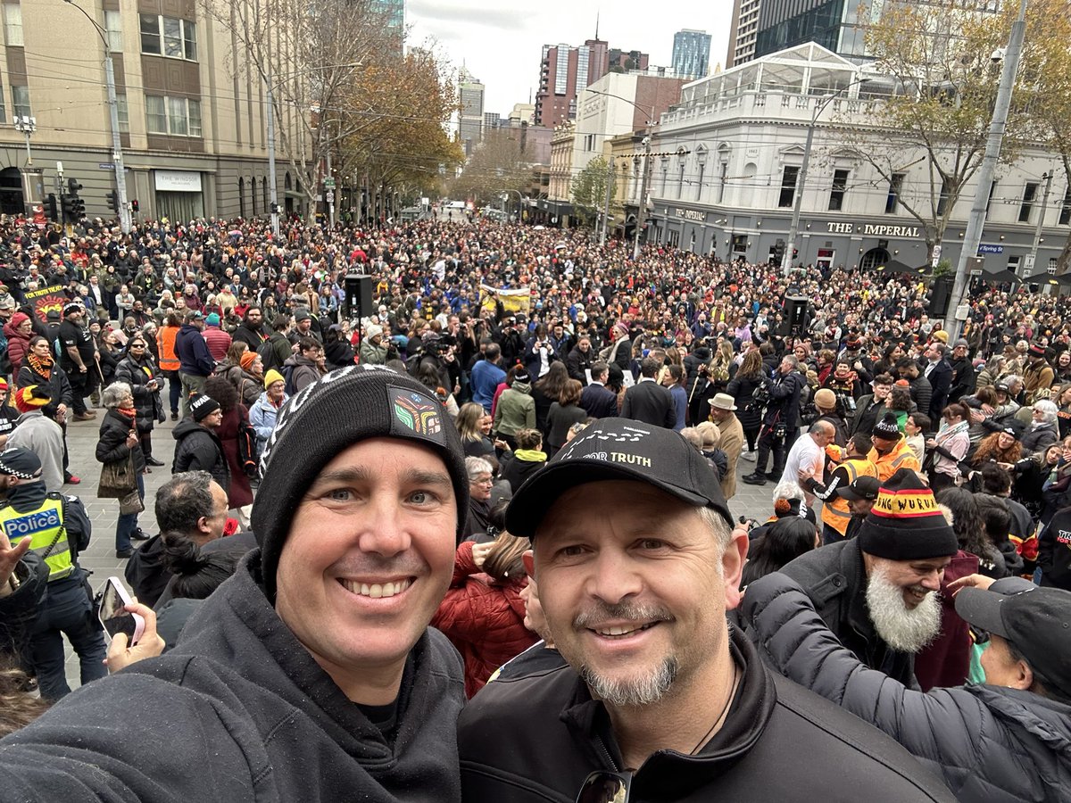 The walk for truth. All the way from Portland to Parliament. Huge crowd. Powerful day. Now over to Treaty👏👏👏