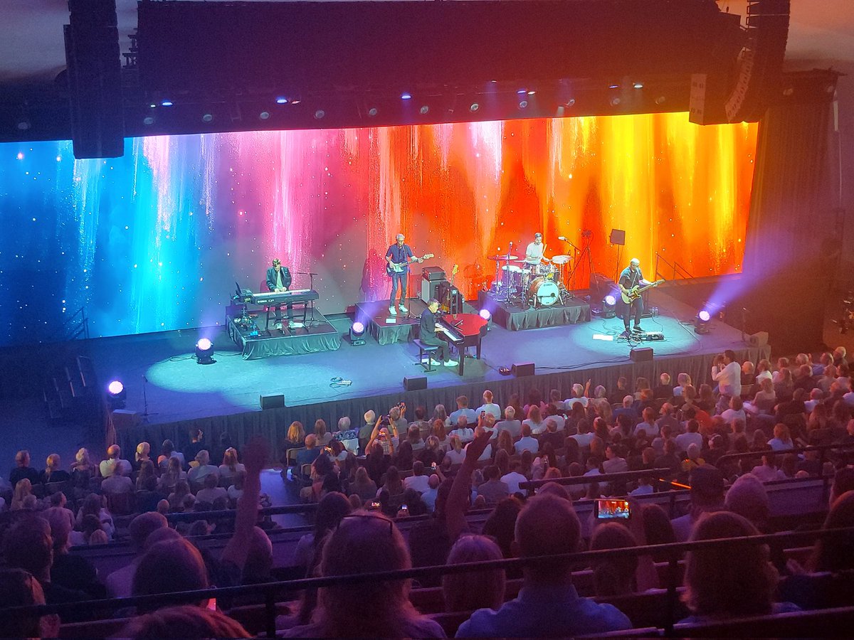 euromandriver's tweet image. Concert in Stockholm last night. Lovely city as well. #MichaelWSmith #compassion #charity