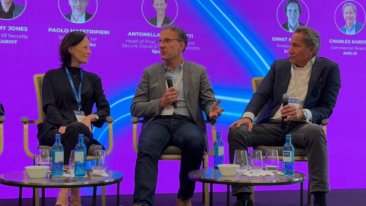 <a href="/Zariot1/">ZARIOT</a>  and <a href="/SevenShift_de/">SevenShift</a>, met with industry peers and talked in various panels about the importance of #security in the #IoT field during the #CarrierCommunity in Berlin. A huge congratulations to all the award winners! #TelecomsConference #IoTSecurity #CarriersAwards #GCCM