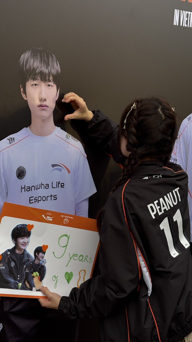 westernstar1610's tweet photo. #HLEGlobalFanFest in 🇻🇳 2026 🥰🥜😍
can’t wait to see you again, @lolPeanut98 😭🫶🏻 https://t.co/uXdqVFmodD