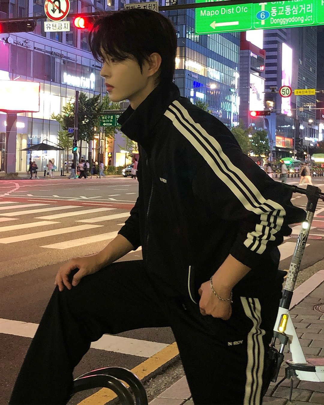 NERDY ジャージ 上下セット 道枝駿佑着用 NERDY ジャージ 上下セット 道枝駿佑着用