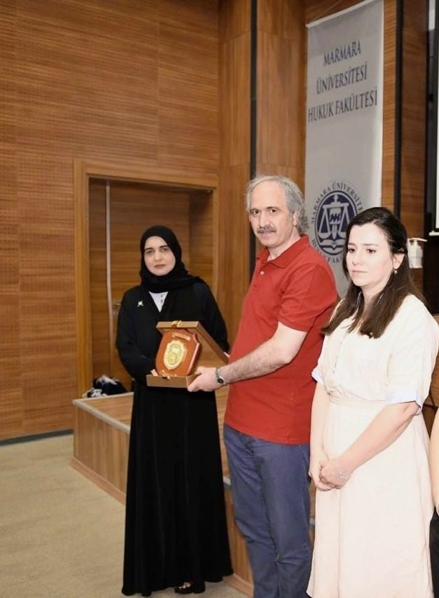 ريّـا المنذرية (@iradah2007) on Twitter photo وفد الرحلة الطلابية السنوية السادسة والعشرين للطالبات المُجيدات بجامعة السلطان قابوس يزور جامعة مرمرة في أسطنبول. وفد الرحلة الطلابية السنوية السادسة والعشرين للطالبات المُجيدات بجامعة السلطان قابوس يزور جامعة مرمرة في أسطنبول.