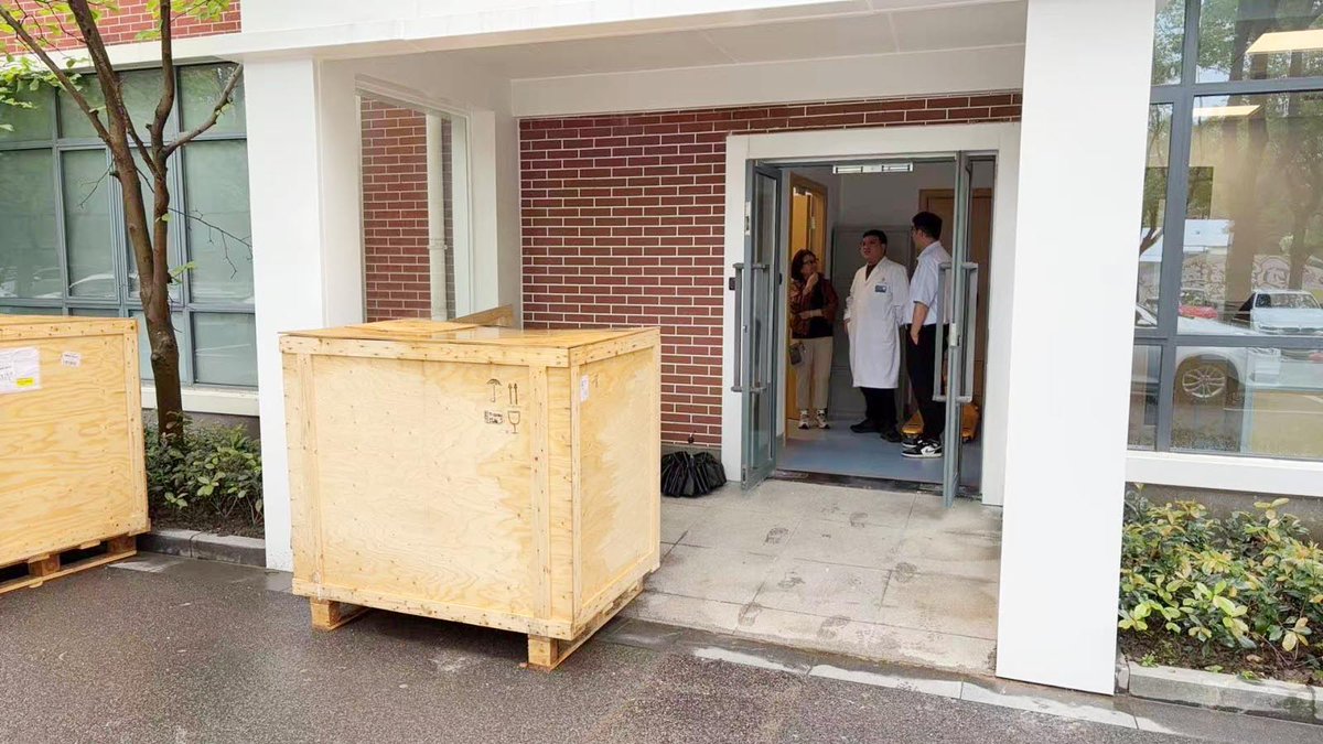 meetmegin's tweet image. Pleased to announce the MEGIN service team were in China to install the TRIUX™ neo system at our newest customer-partner Shanghai Ninth People&apos;s Hospital. This site has a special interest in the ENT field and we&apos;re excited to hear about forthcoming research using MEG technology.