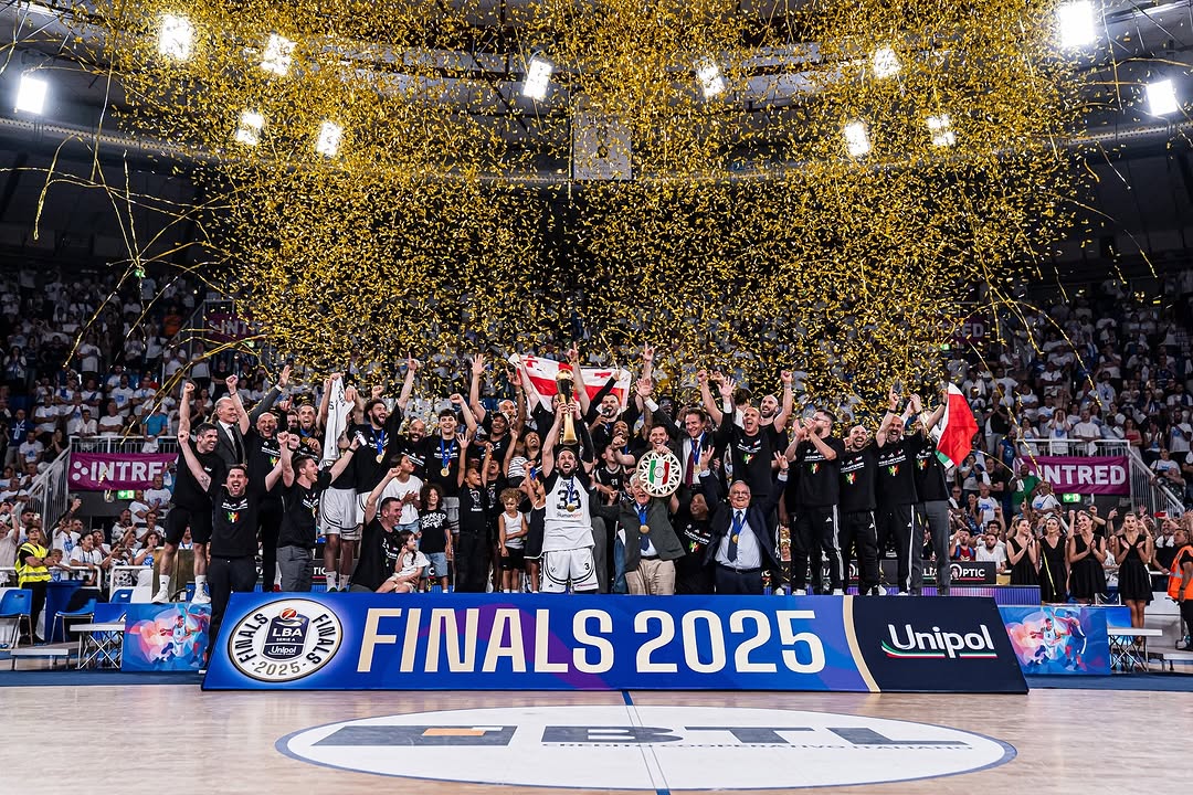 🏀@VirtusSegafredo campione d’Italia!🏆

Un successo che premia il talento, la tenacia e l’identità di una squadra simbolo di #Bologna e dell’Emilia.

Complimenti alla società, allo staff e a tutti i tifosi per questa #impresa indimenticabile!

#ConfindustriaEmilia