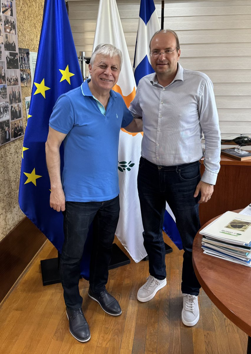 Η συζήτηση με τον Λευτέρη Χριστοφόρου <a href="/LefChristoforou/">LefterisChristoforou</a> είναι πάντοτε ουσιαστική και ευχάριστη. Υπηρέτησε για 8 χρόνια ως ένας από τους κορυφαίους ευρωβουλευτές μας και σήμερα συνεχίζει να προσφέρει από τη θέση του ως Μέλος του Ευρωπαϊκού Ελεγκτικού Συνεδρίου.