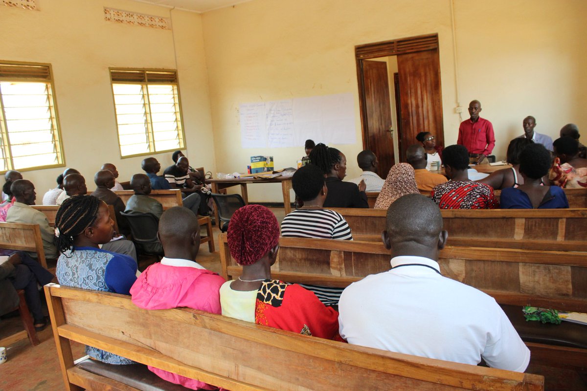 LyantondeLocal's tweet image. Water User Committees from Kaliiro Subcounty &amp;amp; Town Council trained at Subcounty HQ by SCIF &amp;amp; WaterAid on maintaining functional boreholes &amp;amp; ensuring safe, clean water for communities. 💧 #CleanWater #CommunityTraining