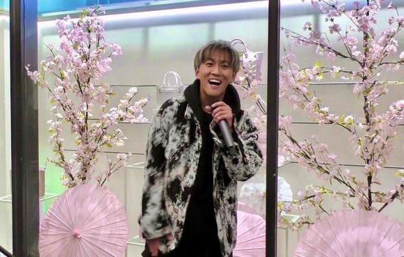 o_hiroki0307's tweet image. 【LIVE情報】

7/4(金)

@河原町オーパ

にて

単独でFree Liveを開催させて頂きます‼️

時間は夕方から夜に駆けての予定🌉
※詳細は追ってお知らせ致します

観覧無料です！

ご都合よき皆様

是非観に来てください〜😃👍

#河原町オーパ 
#freelive