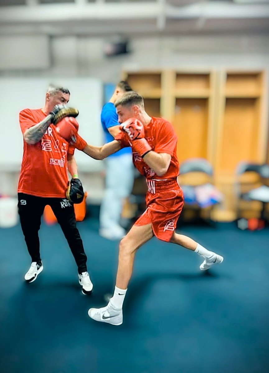 Booooom time <a href="/ORourkesgym/">O’Rourke’s Gym 🇮🇪</a> 
<a href="/RyanOR12345/">Ryan O'Rourke</a> <a href="/fightclub247/">Fight Club 24/7</a> 
#manchester#champscamp#training#uk#america#