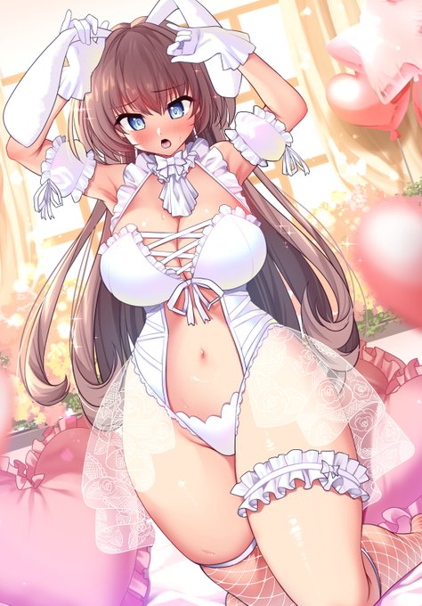 🐰「ポーズ、これでいいですか…?」 