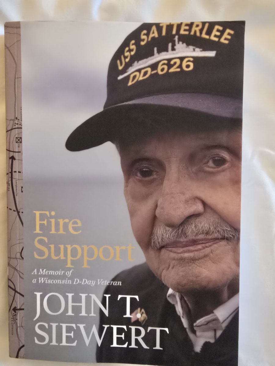 CSMJoAnnNaumann's tweet image. Every WWII Vet I meet is incredibly humble. What they did was absolutely heroic.
John Siewert tells his story aboard the USS SATTERLEE in his memoir. This is also about the life before and after. I wish I knew John for more than a day; I could have heard him tell these stories.