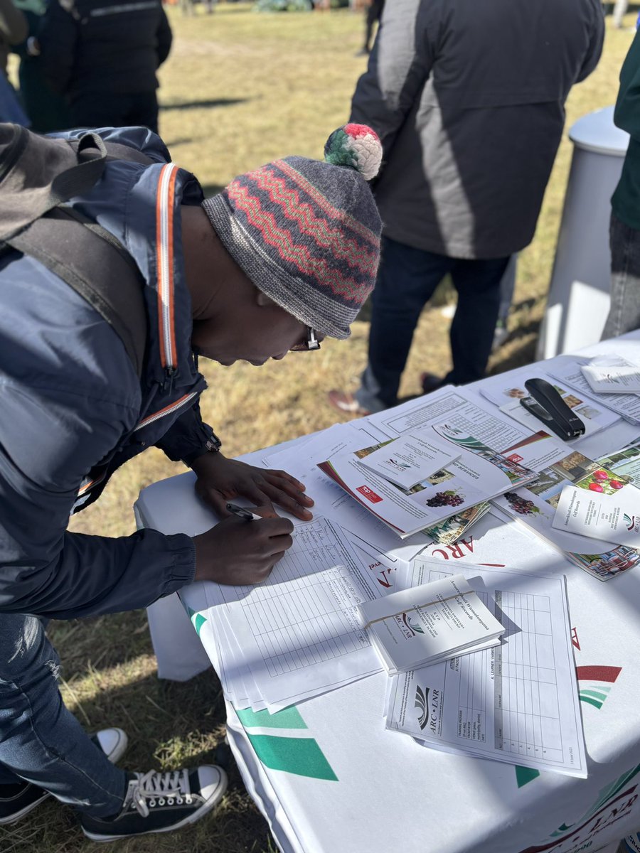 ARCSouthAfrica's tweet photo. We’re live at the Eastern Cape Agricultural Show! 🌱

Visit the ARC stand at Bhisho Showgrounds as we showcase groundbreaking agricultural research, innovation, and solutions. #ARC https://t.co/z2CRnnAgU4